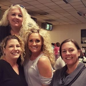 Meet your Posher, Michele